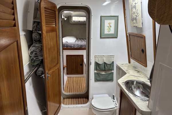 NAMID 42ft Manta Yacht For Sale