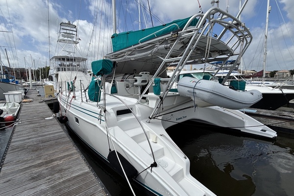 NAMID 42ft Manta Yacht For Sale