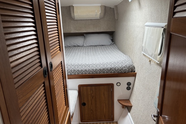 NAMID 42ft Manta Yacht For Sale