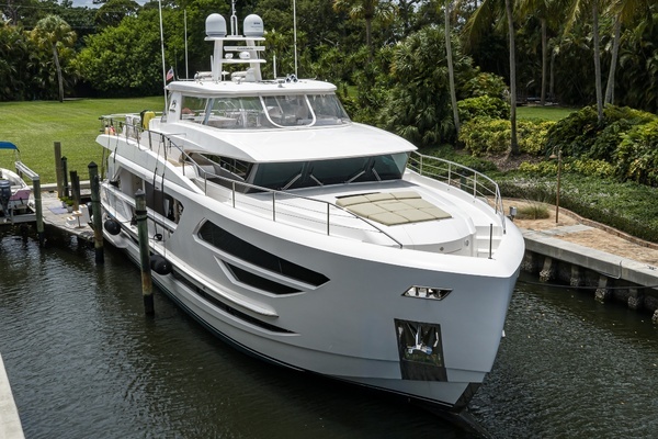 Horizon FD85 Yacht For Sale