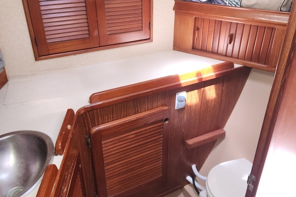 Halcyon 38ft Island Packet Yacht For Sale
