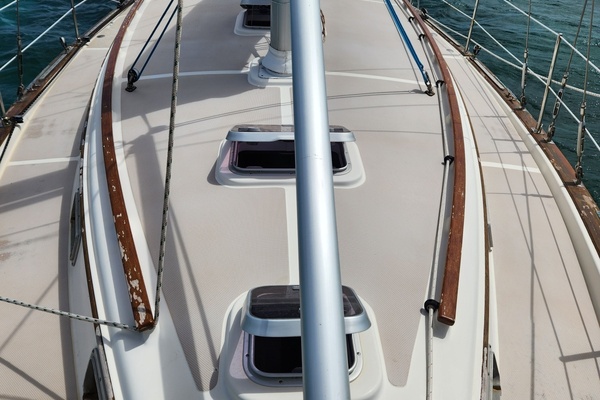 Halcyon 38ft Island Packet Yacht For Sale