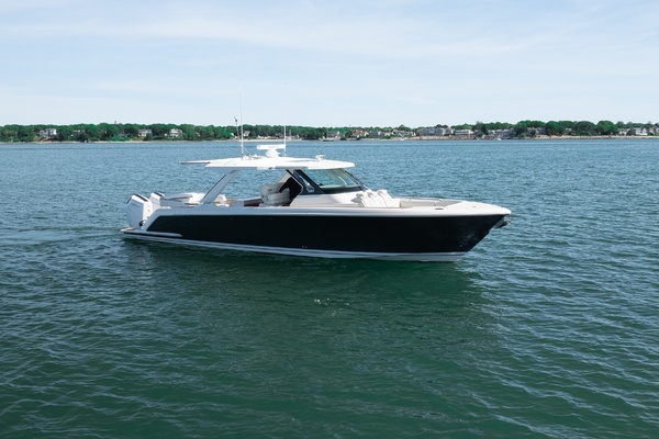 Tiara Sport  Yacht For Sale