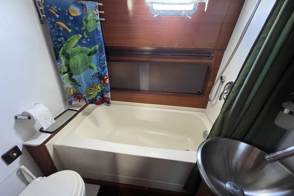 Fortuna 42ft Challenger Yacht For Sale