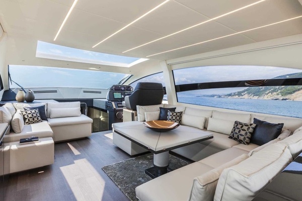 2018 Pershing 70 70ft Pershing Yacht For Sale