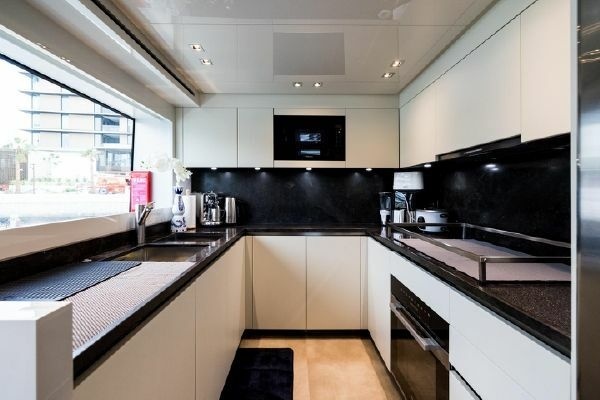 88ft Sanlorenzo Yacht For Sale