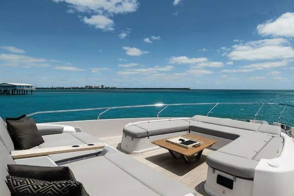 88ft Ferretti Yachts Yacht For Sale