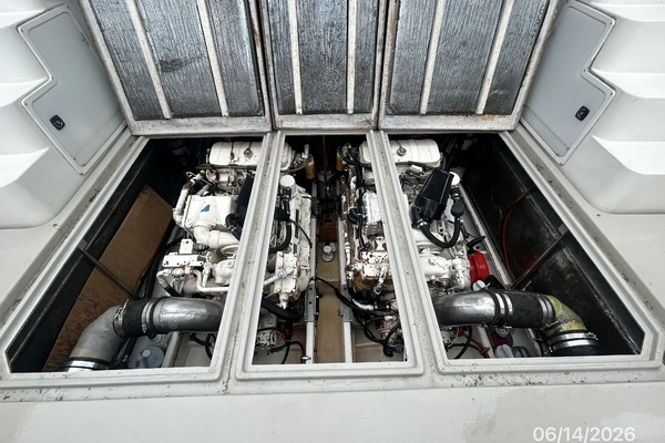 Manifest 42ft Cruisers Yachts Yacht For Sale