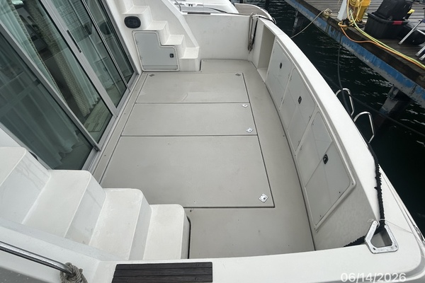 Manifest 42ft Cruisers Yachts Yacht For Sale