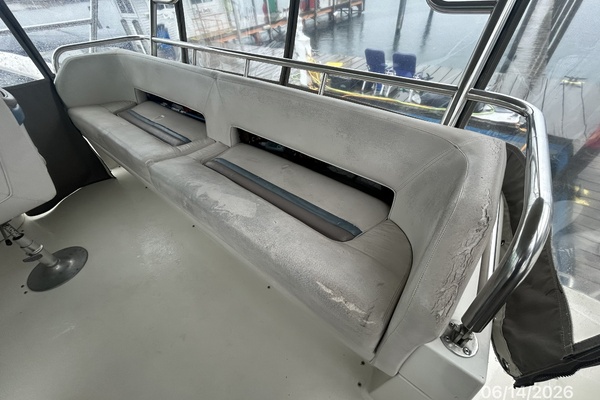 Manifest 42ft Cruisers Yachts Yacht For Sale