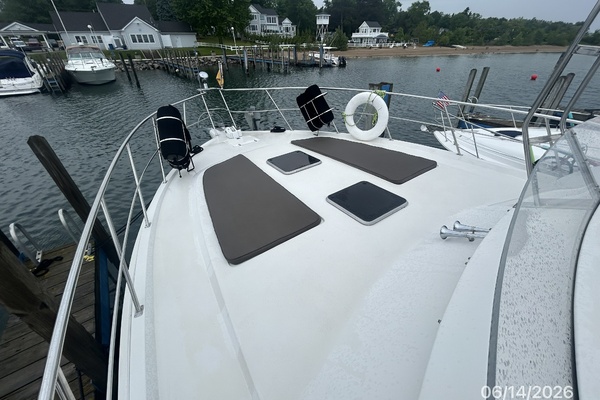 Manifest 42ft Cruisers Yachts Yacht For Sale