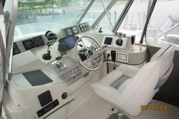 Manifest 42ft Cruisers Yachts Yacht For Sale