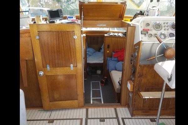 36ft Chris Craft Yacht For Sale