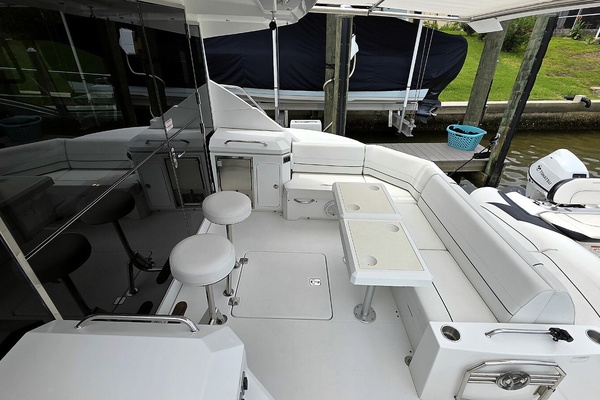 Cockpit Starboard