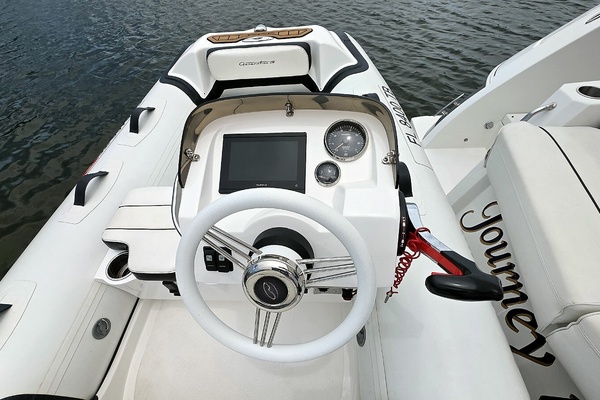 Tender Helm