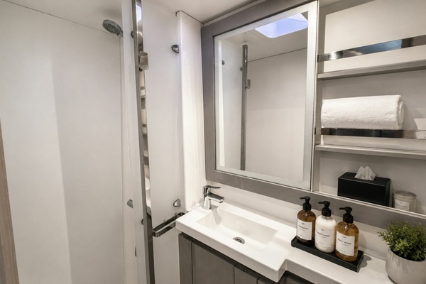 Sea Monkeys 45ft Fountaine Pajot Yacht For Sale