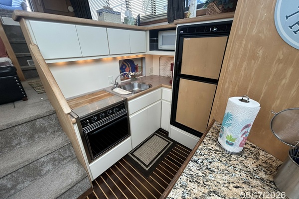 Exodus 43ft Carver Yacht For Sale