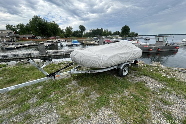 Exodus 43ft Carver Yacht For Sale