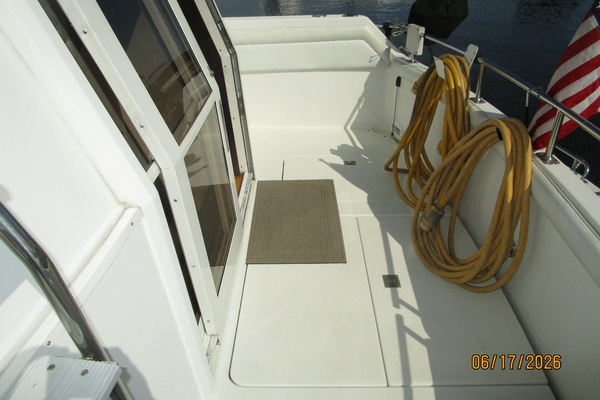 Exodus 43ft Carver Yacht For Sale