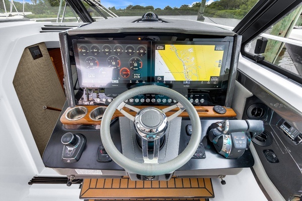 2021 Tiara Yachts 43