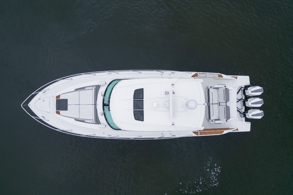 FORTY TWO 43ft Tiara Yachts Yacht For Sale