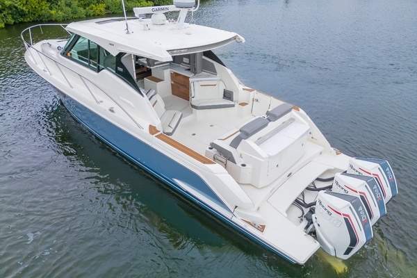 2021 Tiara Yachts 43
