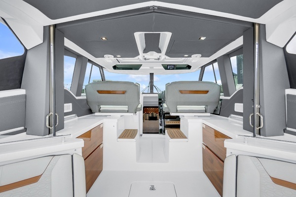 2021 Tiara Yachts 43