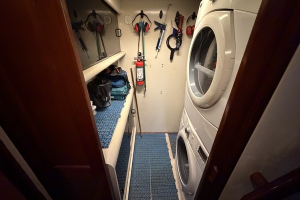 MR  ED 70ft Viking Yacht For Sale