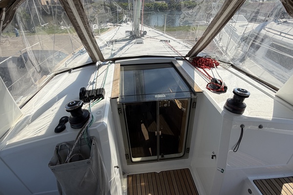 38ft Beneteau Yacht For Sale