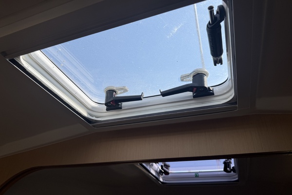 38ft Beneteau Yacht For Sale