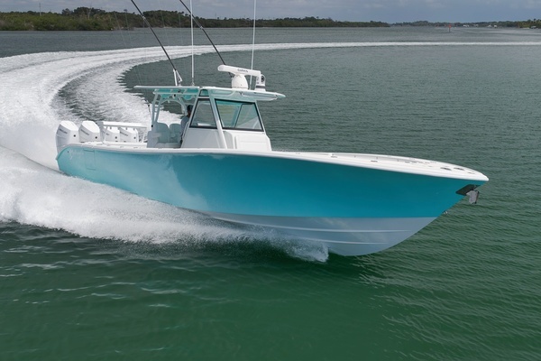 2017 Yellowfin 39