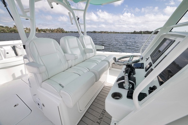 Yellowfin 39 Offshore Yacht For Sale