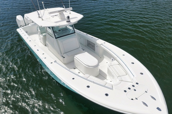 2017 Yellowfin 39