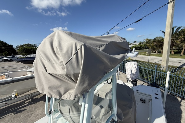 24ft Everglades Yacht For Sale
