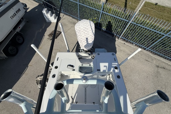 24ft Everglades Yacht For Sale