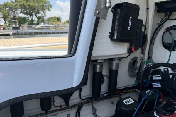 24ft Yellowfin Yacht For Sale