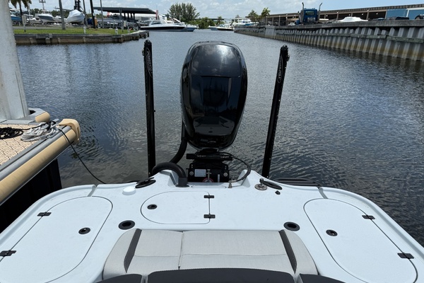 24ft Yellowfin Yacht For Sale