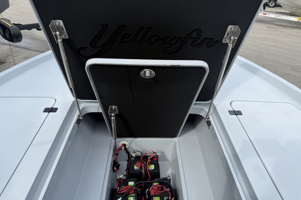 24ft Yellowfin Yacht For Sale