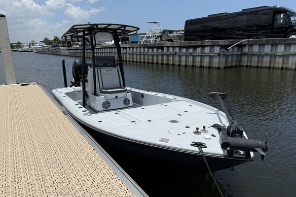 24ft Yellowfin Yacht For Sale