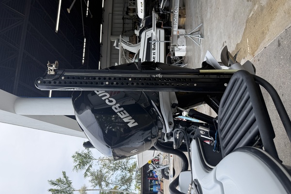 24ft Yellowfin Yacht For Sale