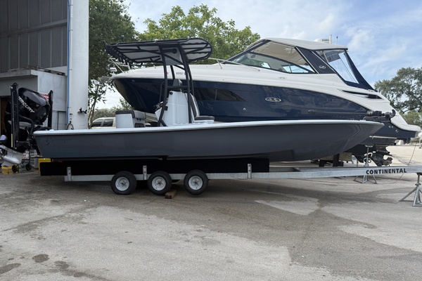 24ft Yellowfin Yacht For Sale
