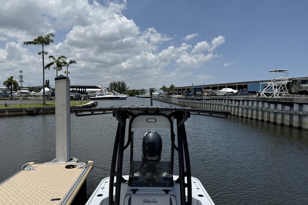 24ft Yellowfin Yacht For Sale