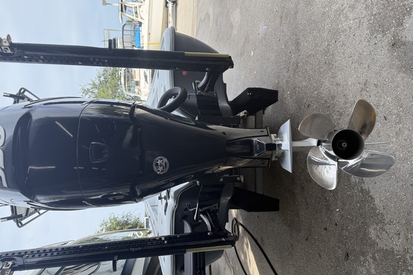 24ft Yellowfin Yacht For Sale