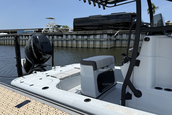 24ft Yellowfin Yacht For Sale