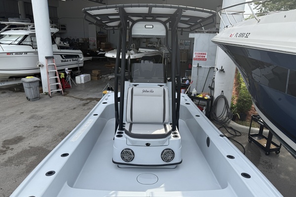 24ft Yellowfin Yacht For Sale