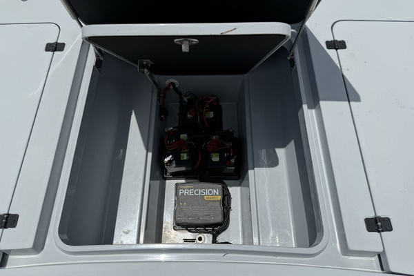 24ft Yellowfin Yacht For Sale