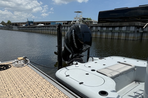 24ft Yellowfin Yacht For Sale