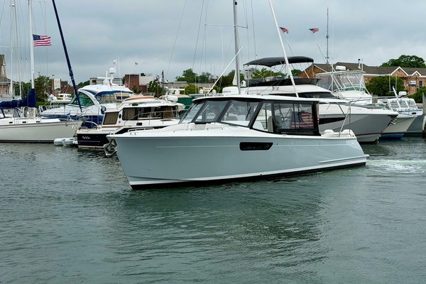 Go Away Bird 35ft MJM Yacht For Sale