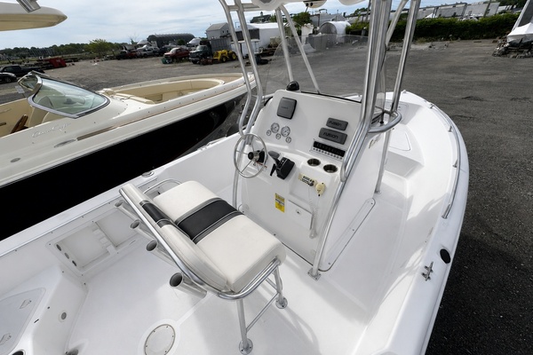 20ft Pro Line Yacht For Sale