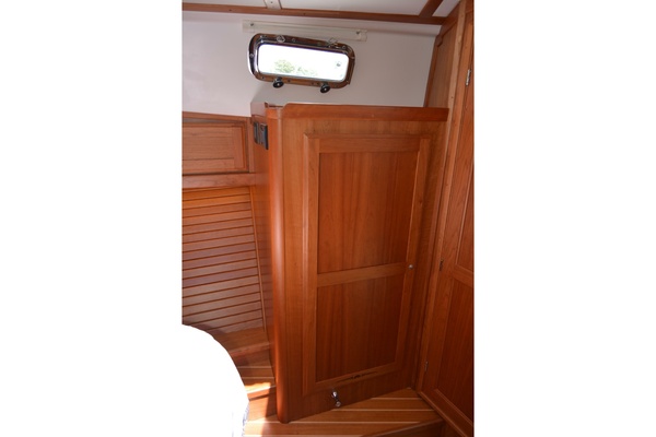 Finnegans Wake 38ft Sabre Yacht For Sale